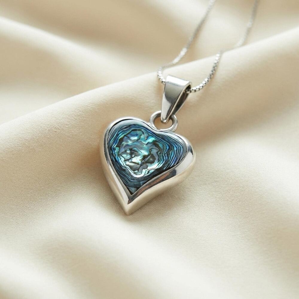 Vintage Style Sterling Silver Mother of Pearl Heart Pendant Necklace